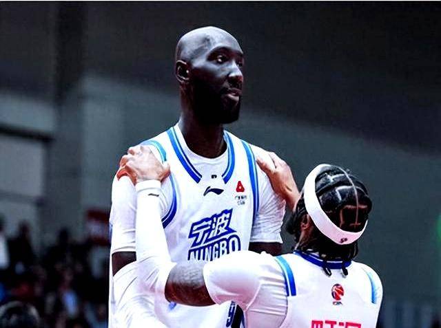 jinnianhui集团网站-风云突变！布莱顿转会期完成体检；CBA季后赛版图或变；赛场秩序良好；控场能力受关注(布莱顿大学艺术学院好不好申请)