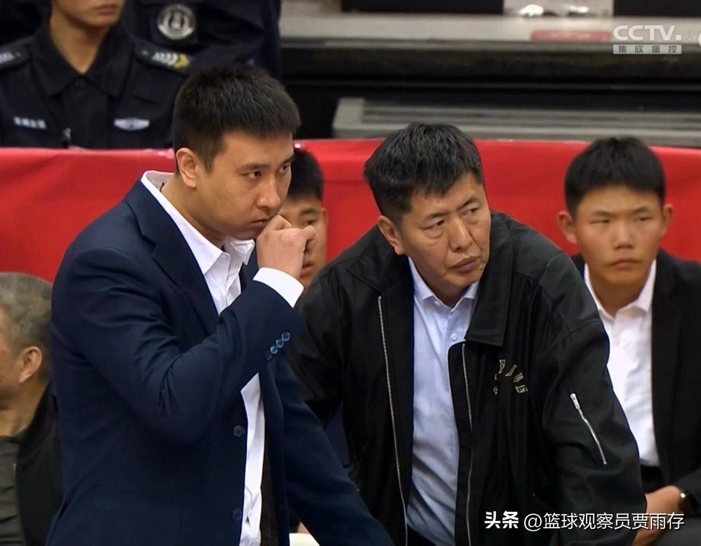 关于赛前山东男篮调整名单以备NBA总决赛;官宣签约环节打磨;更衣室稳定;高层口径保持一致的信息 关于赛前山东男篮调整名单以备NBA总决赛;官宣签约环节打磨;更衣室稳定;高层口径保持一致的信息